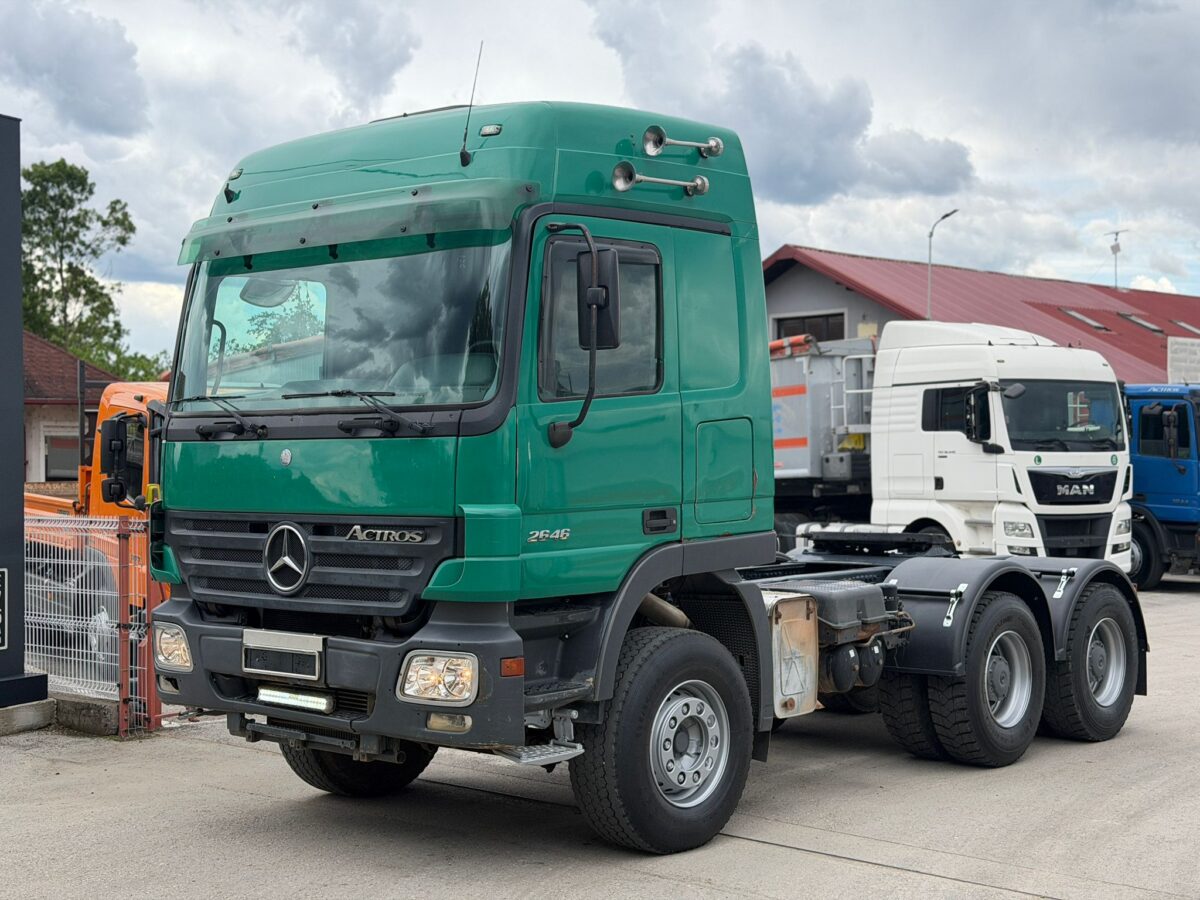 Mercedes-Benz  2006